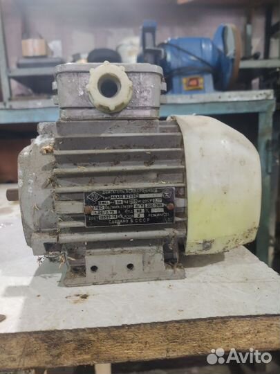 Электродвигатель 220в