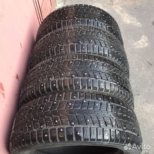 Dunlop SP Winter Ice 01 235/55 R18 106T