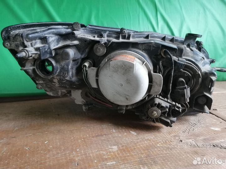 Фара субару легаси