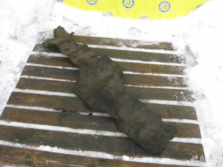 Шумоизоляция двс левая 5010544830 renault trucks