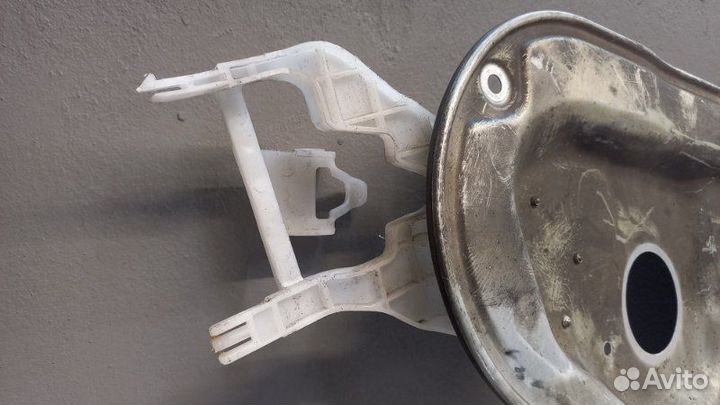 Стеклоподъемник задний левый Kia Sorento 2014