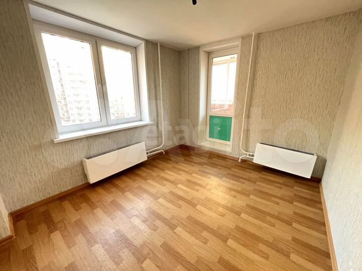 3-к. квартира, 90 м², 6/15 эт.