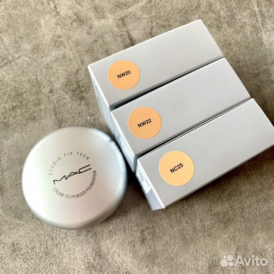 Крем пудра MAC NW20, NW22, NC25