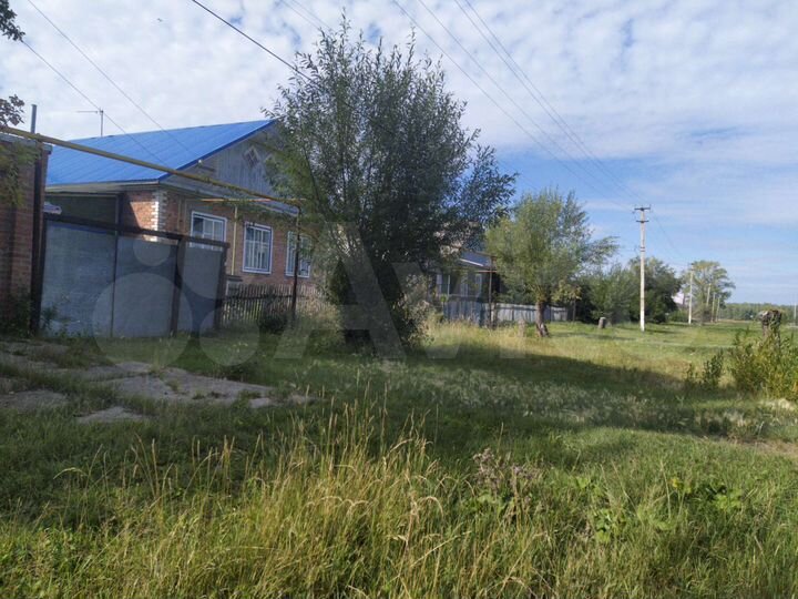 Дом 64 м² на участке 52 сот.