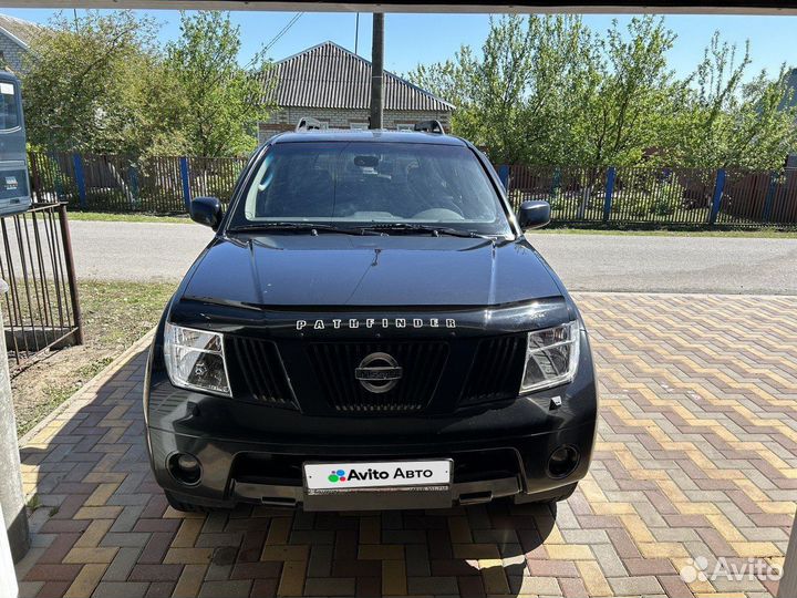 Nissan Pathfinder 2.5 AT, 2006, 282 000 км
