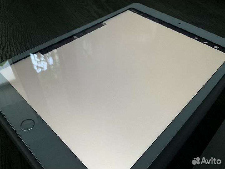 iPad 8 128 gb wi-fi + Pencil 1 (Дизайнер)