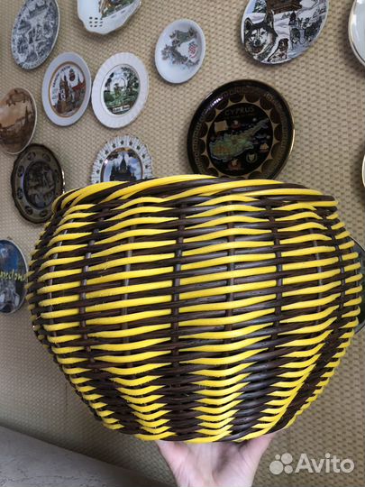 Кашпо из ротанга