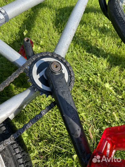 Трюковой велосипед BMX