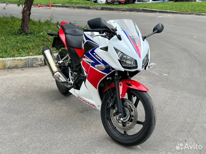 Honda cbr300r