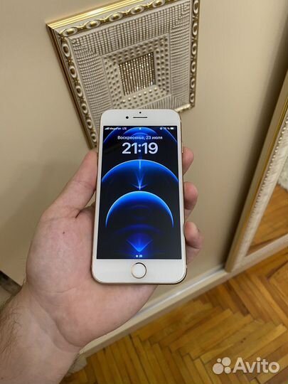 iPhone 8 Rua 64 гиг Идеал