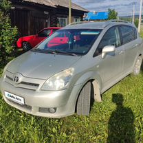 Toyota Corolla Verso 1.8 AMT, 2007, 330 000 км, с пробегом, цена 870 000 руб.