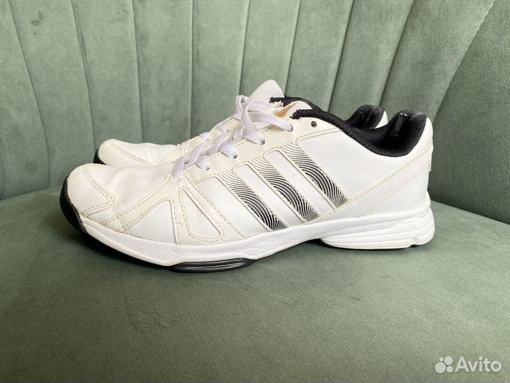 Кроссовки женские adidas 39 размер