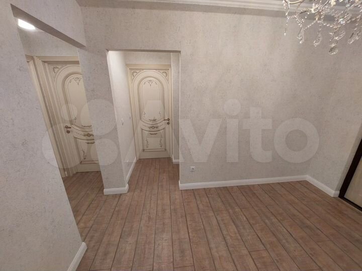 2-к. квартира, 65 м², 13/16 эт.