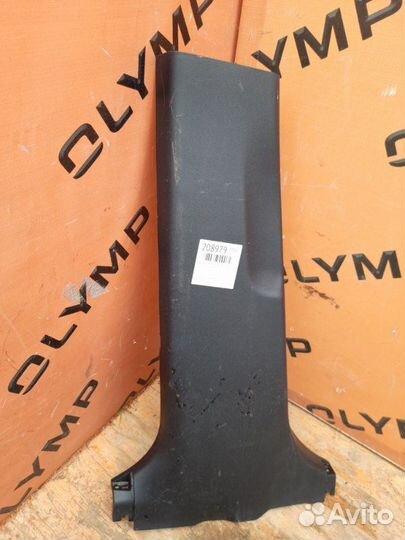 Обшивка стойки кузова левая Toyota Aqua NHP10