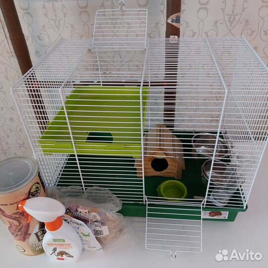 Клетка для грызунов Б/У с аксессуарами