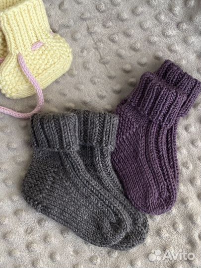 Носки и пинетки вязаные, детские