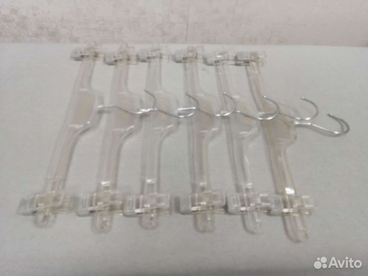 Вешалки-плечики б/у