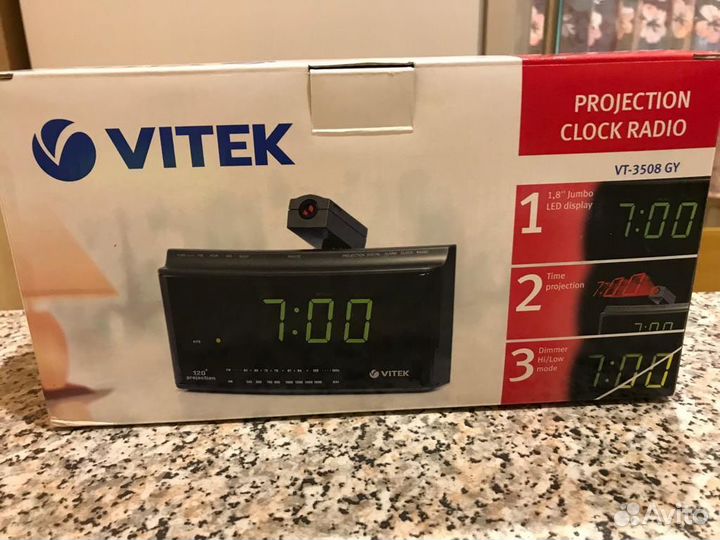 Радиочасы с проектором Vitek