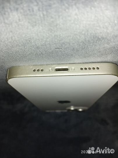 Муляж iPhone 13 белый