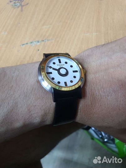 T134.410.27.011.00tissot heritage memphis gent