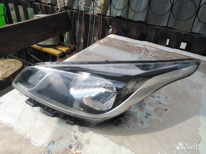 Левая фара на kia rio 3