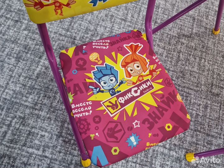 Детский стол и стул