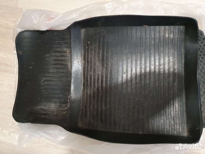 Коврики Пежо 406 б/у