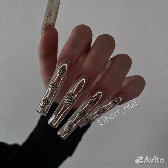 Наращивание ногтей