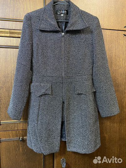 Костюм. Жакет удлинённый с юбкой