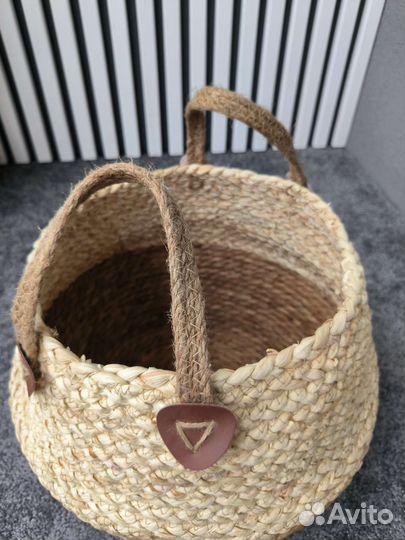 Плетеное кашпо, корзина для цветов