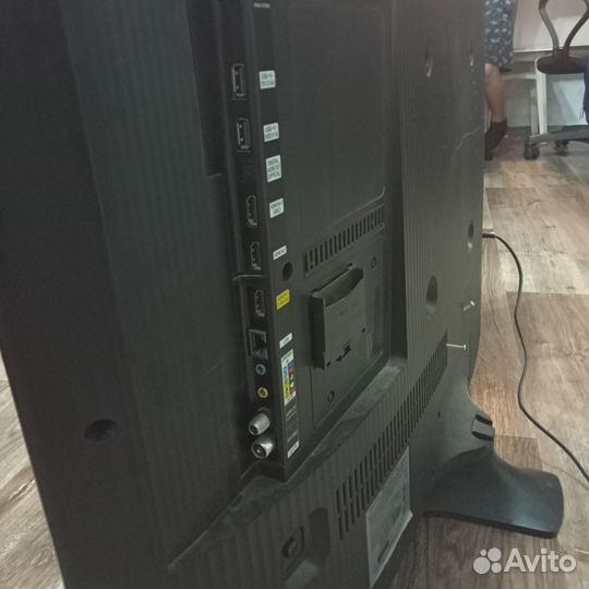 Телевизор samsung LED