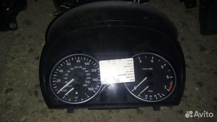 BMW 3 E90 2008 2.0Benz щиток приборов
