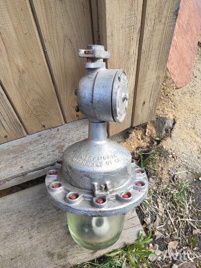 Фонарь уличный