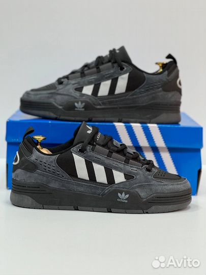 Кроссовки Adidas