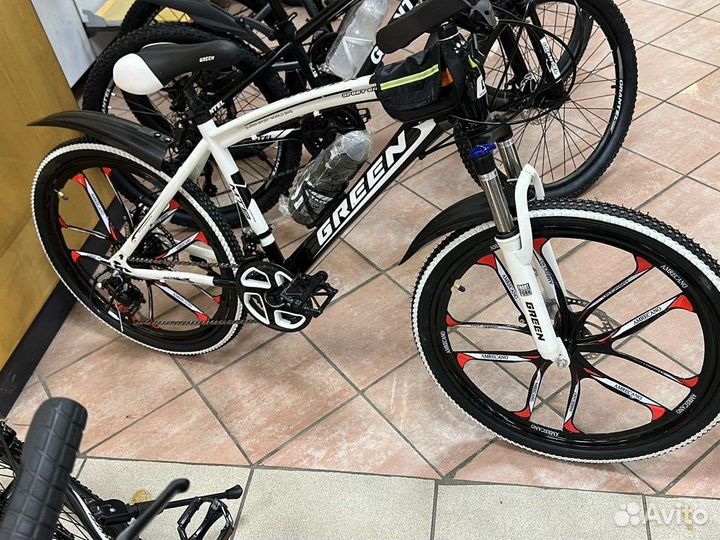 Велосипед горный на литых дисках