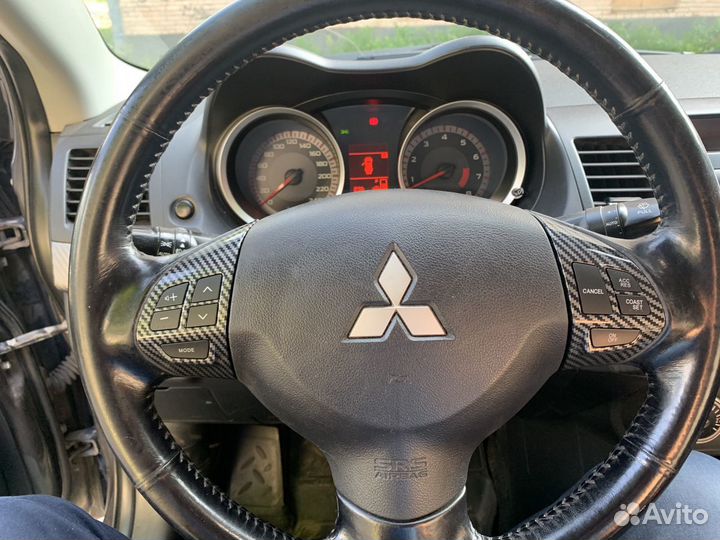 Кнопки на руль Mitsubishi Lancer 10 / ASX