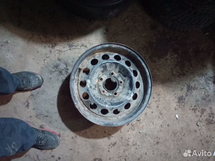 Диски на бмв 3 серии р16