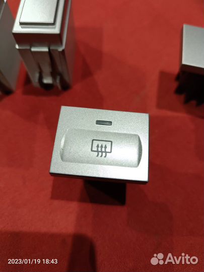 Кнопка обогрева заднего стекла новая Форд Фокус2