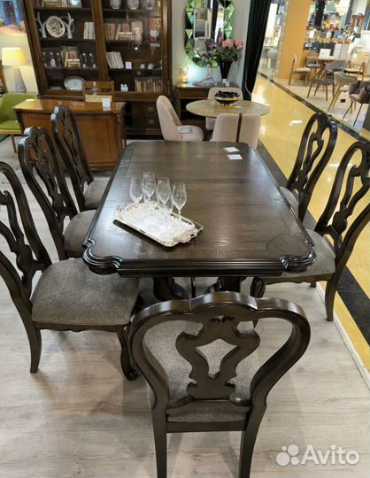 Обеденная группа классическая массив