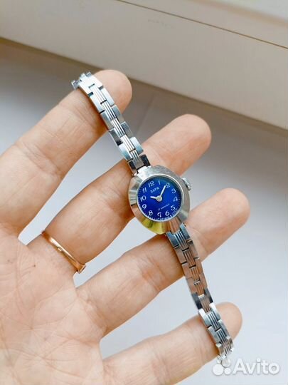 Часы СССР заря женские