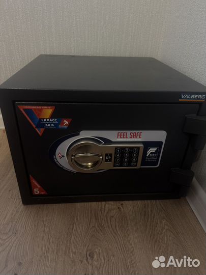 Сейф металлический тяжелый