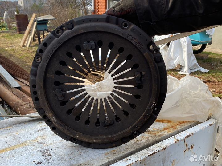 Корзина сцепления volvo f12