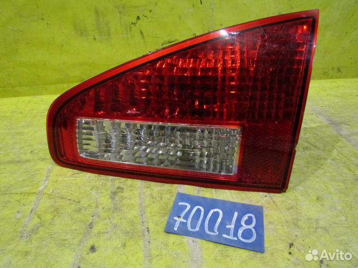Фонарь правый Subaru Tribeca B9 07-14г 70018