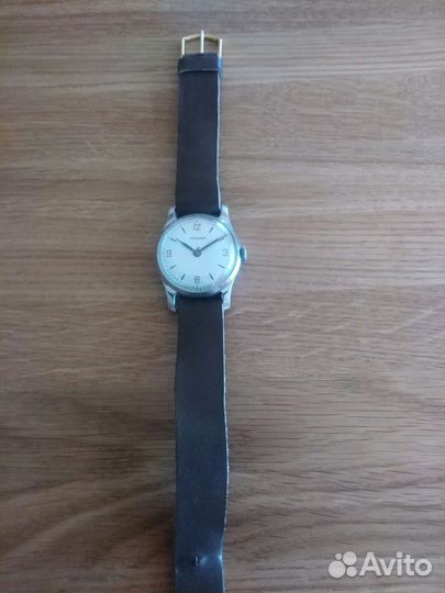 Часы Победа