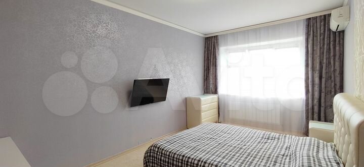 2-к. квартира, 70,3 м², 11/14 эт.