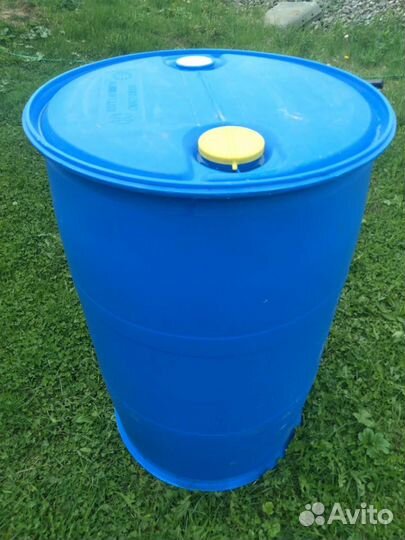 Бочка пластиковая бу 227л с вырезанной крышкой
