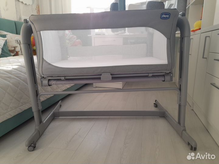 Кроватка детская приставная Chicco next2ME /люлька