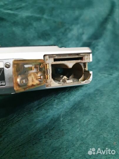 Компактный фотоаппарат Sony DSC-S500