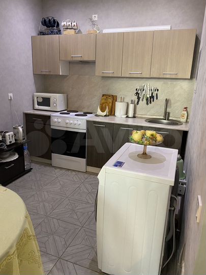 2-к. квартира, 40 м², 6/17 эт.