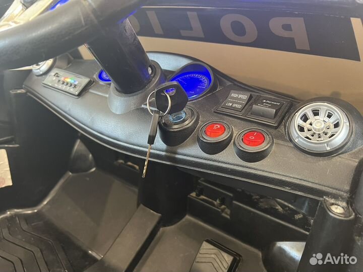 Детский электромобиль полицейский